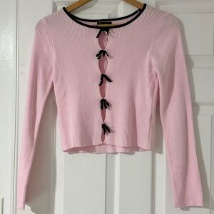 Elegant Pink Ribbed Blouse with Bow Details